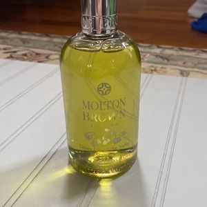 Molton Brown Dewy Lily of the Valley & Star Anise